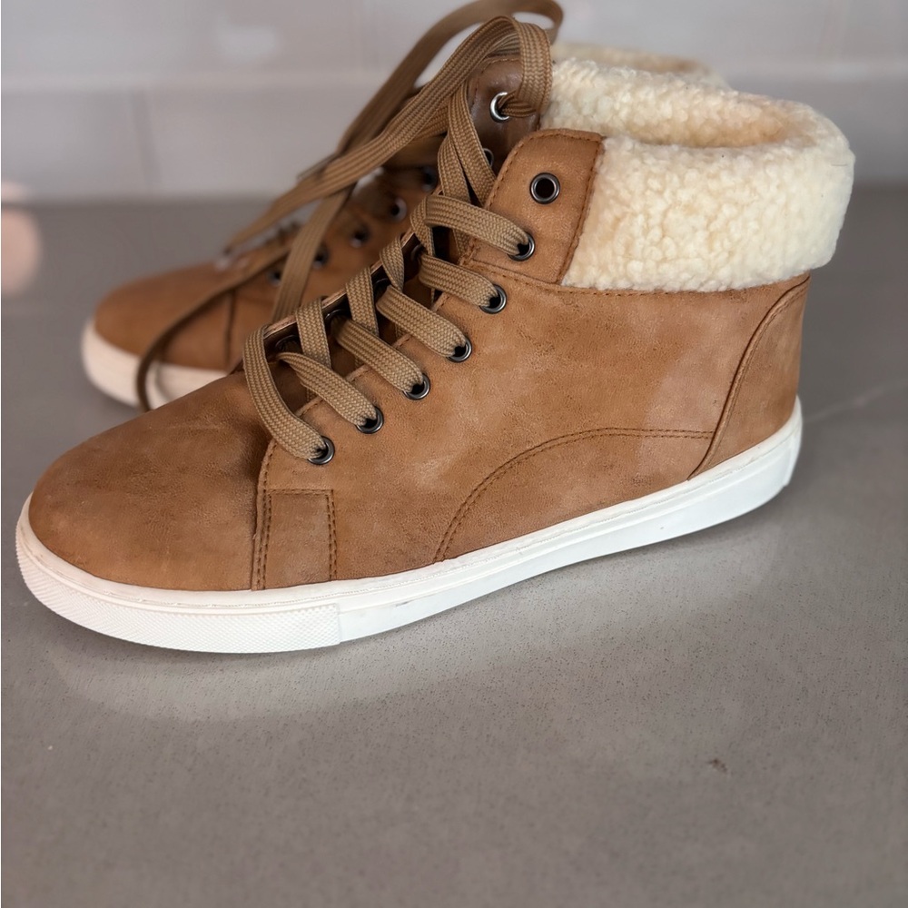 Cliffs by WHITE MOUNTAIN Tan Women's Combat Boots - Picture 4 of 6